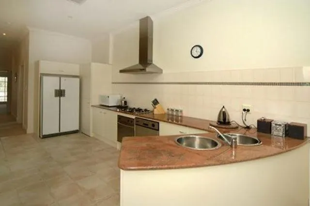 Ξενοδοχείο Michelles Garden Apartments Αδελαΐδα