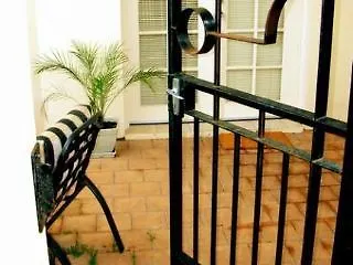 Michelles Garden Apartments Αδελαΐδα