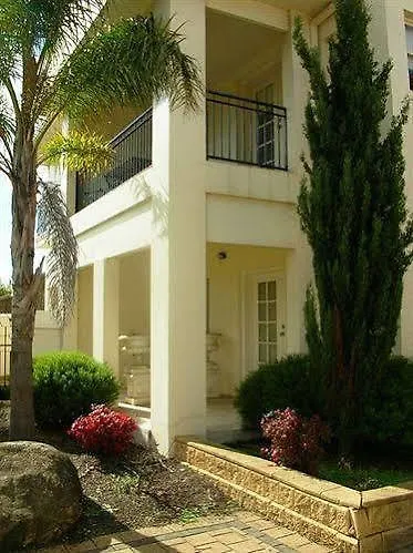 Ξενοδοχείο Michelles Garden Apartments Αδελαΐδα
